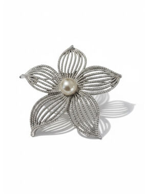 Sarah Coventry Vintage Moonflower Pearl Brooch Pin 1967